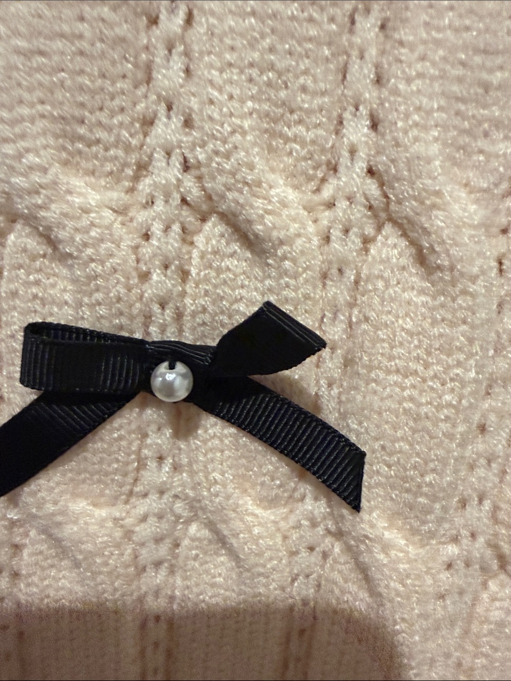 THML Cream Cable-Knit Short Sleeve Sweater with Black Bow/Pearl Accents - Picture 3 of 4